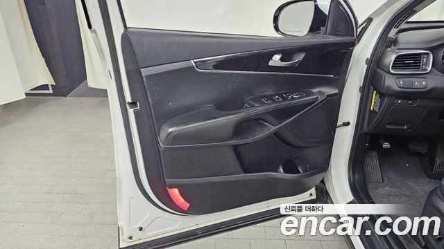 Kia Sorento 2015 — photo 14