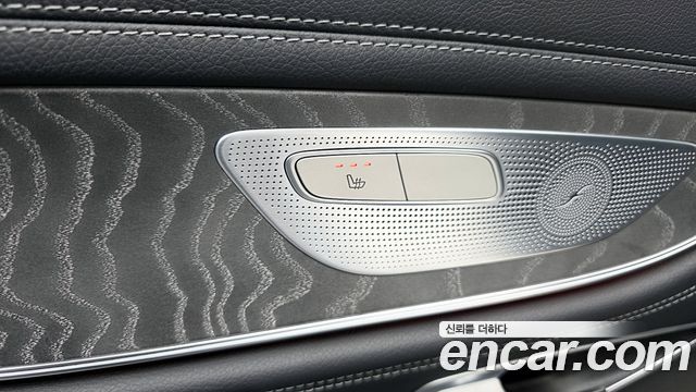 Mercedes-Benz CLS-Class 2019 — photo 27
