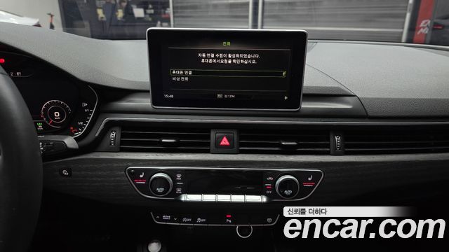 Audi A4 2019 — photo 14