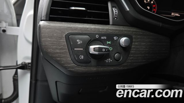 Audi A4 2019 — photo 16