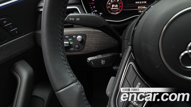 Audi A4 2019 — photo 19