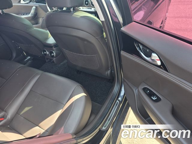 Kia Stinger 2018 — photo 19