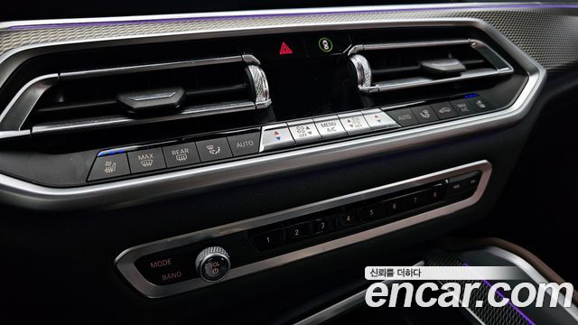 BMW X6 2020 — photo 32