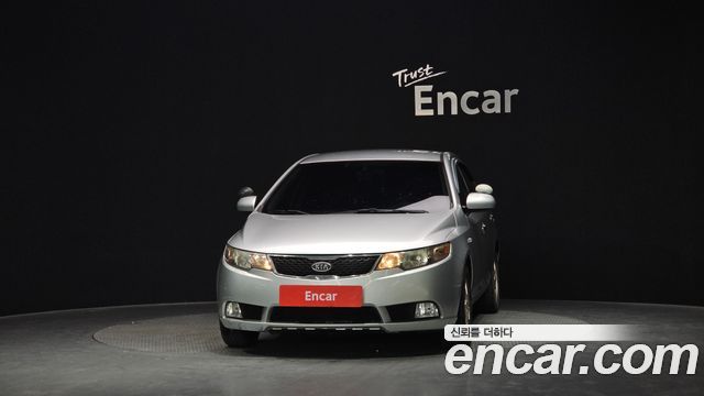 Kia Porte 2012 — photo 3