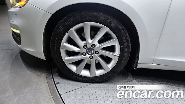 Volvo S60 2015 — photo 5