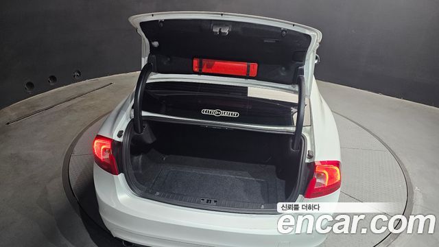 Volvo S60 2015 — photo 20
