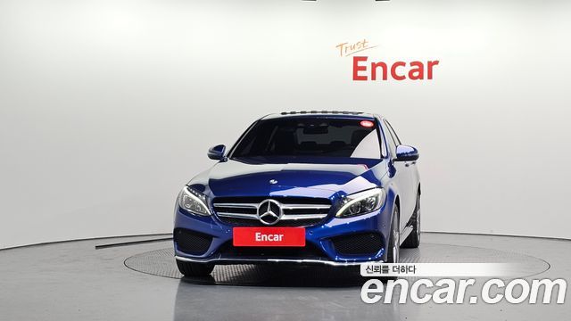 Mercedes-Benz C-Class 2018 — photo 3