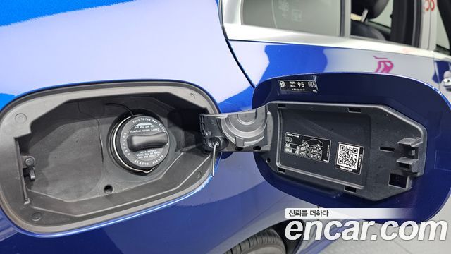 Mercedes-Benz C-Class 2018 — photo 30