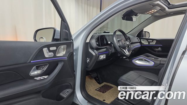 Mercedes-Benz GLE-Class 2023 — photo 13