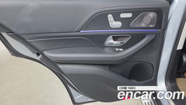 Mercedes-Benz GLE-Class 2023 — photo 15