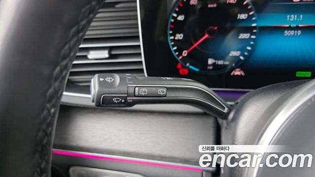 Mercedes-Benz GLE-Class 2023 — photo 32