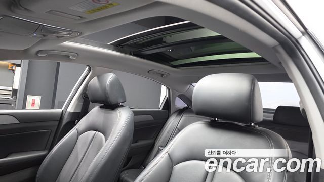 Hyundai Sonata 2019 — photo 24
