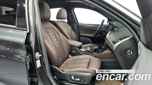 BMW X4 2022 — photo 17