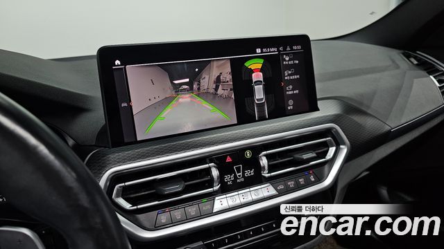 BMW X4 2022 — photo 21