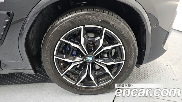 BMW X4 2022 — photo 7