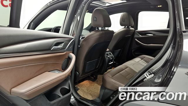 BMW X4 2022 — photo 16