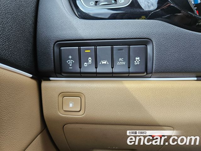 Kia Canival 2019 — photo 15