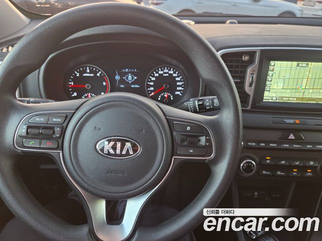 Kia Sportage 2016 — photo 14