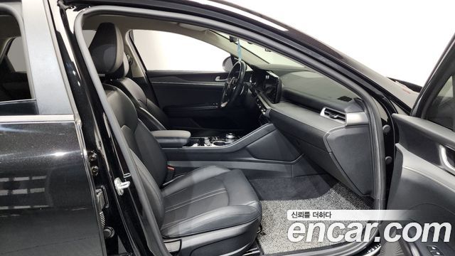 Kia K5 2021 — photo 16