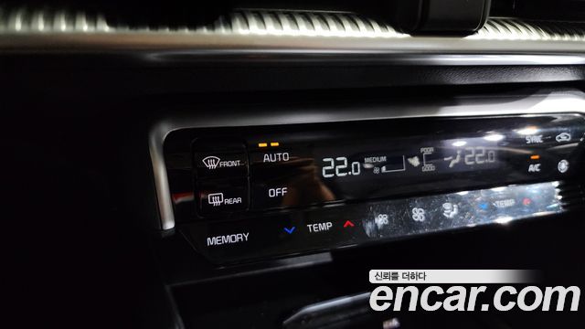 Kia K5 2021 — photo 32