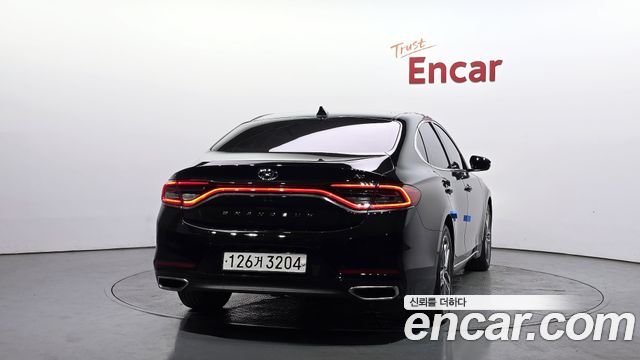 Hyundai Grandeur 2017 — photo 4