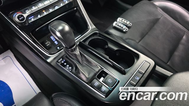 Hyundai Grandeur 2017 — photo 9