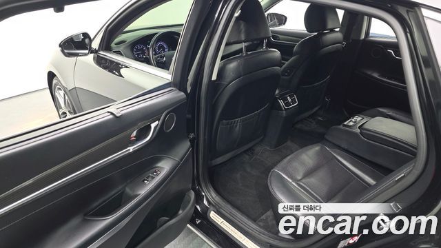 Hyundai Grandeur 2017 — photo 11