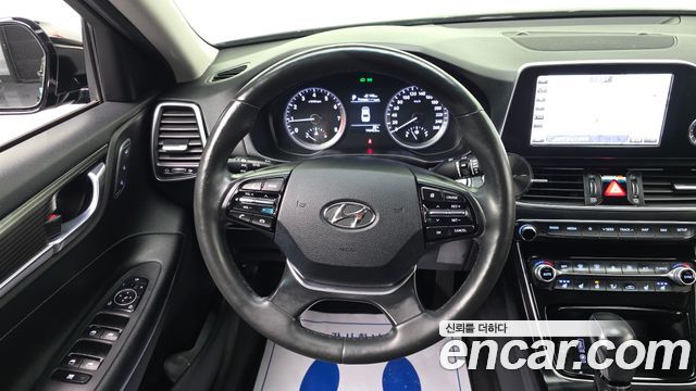 Hyundai Grandeur 2017 — photo 14