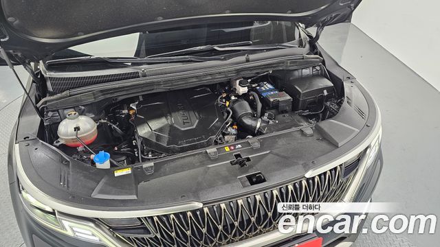 Kia Canival 2022 — photo 6
