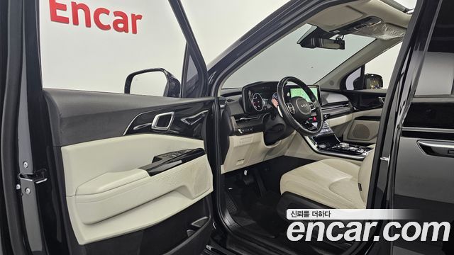 Kia Canival 2022 — photo 13