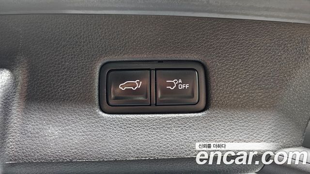 Kia Canival 2022 — photo 24
