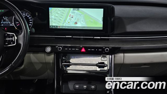 Kia Canival 2022 — photo 25