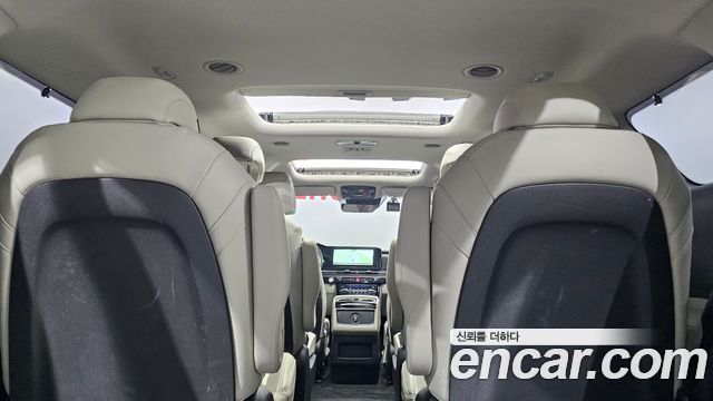 Kia Canival 2022 — photo 26