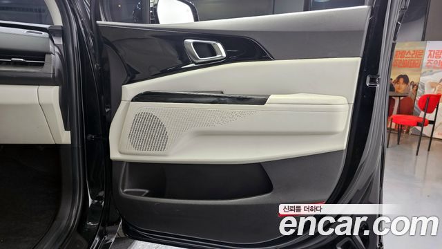 Kia Canival 2022 — photo 15