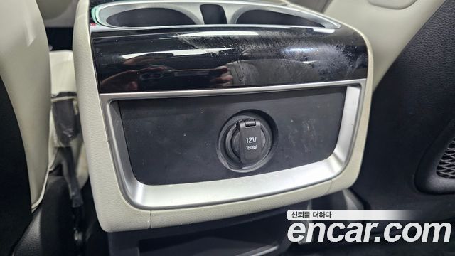 Kia Canival 2022 — photo 32