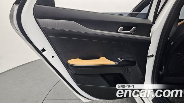 Kia K5 2021 — photo 15