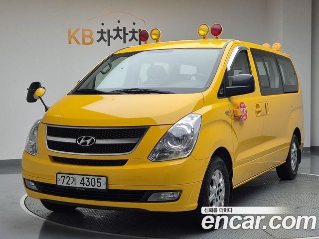 Hyundai Starex 2013 — photo 1
