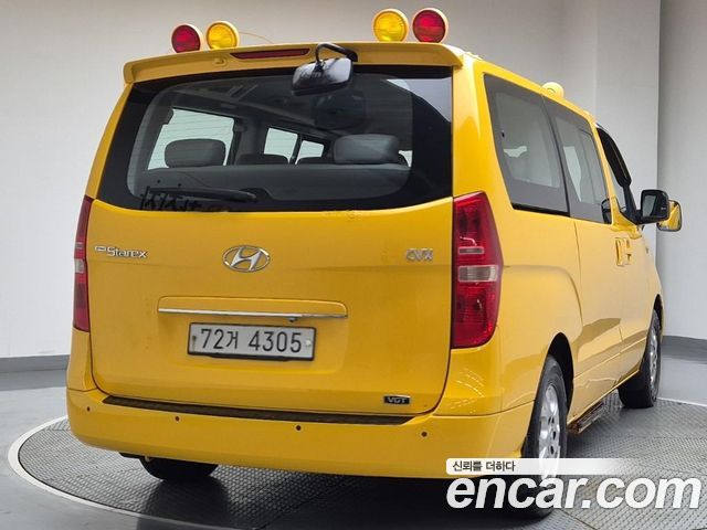 Hyundai Starex 2013 — photo 3