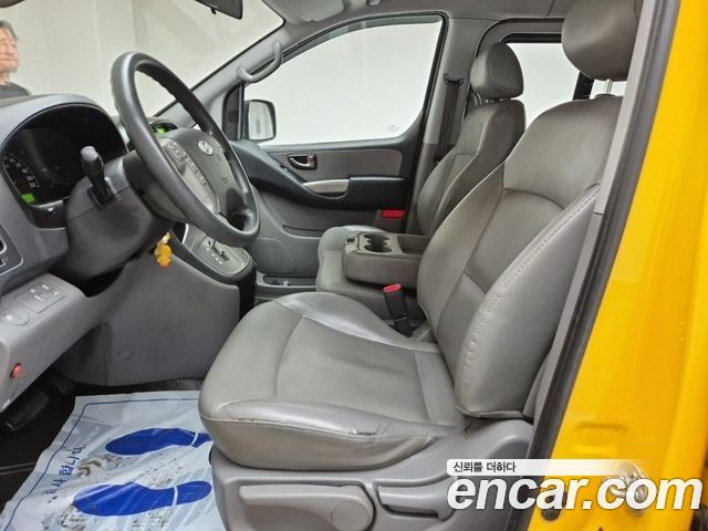 Hyundai Starex 2013 — photo 10