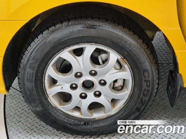Hyundai Starex 2013 — photo 17