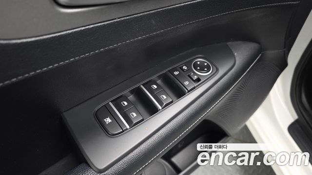 Kia K3 2019 — photo 27