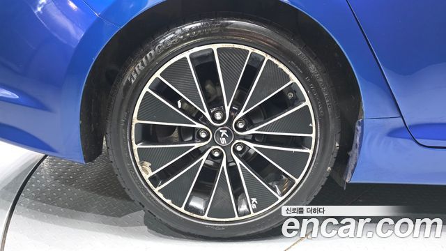 Kia K5 2011 — photo 5