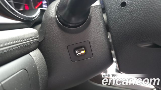 Kia K5 2011 — photo 18