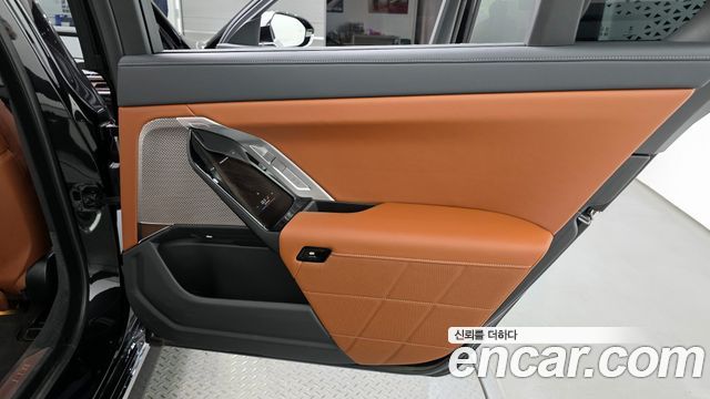 BMW 7-Series 2025 — photo 15