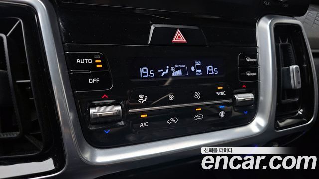 Kia Sorento 2021 — photo 17