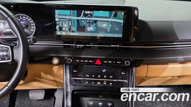 Kia Canival 2021 — photo 20