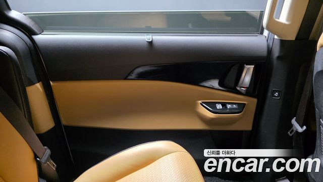 Kia Canival 2021 — photo 15