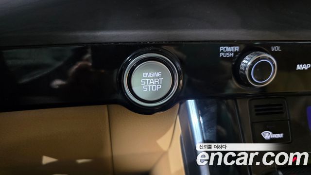 Kia Canival 2021 — photo 30