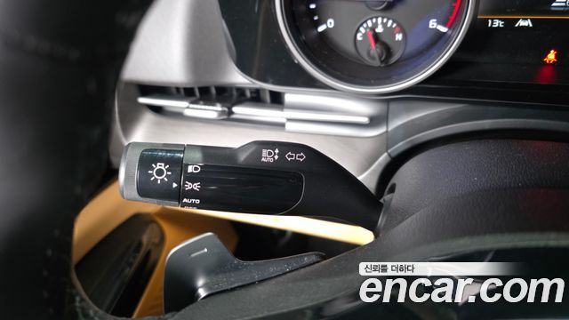 Kia Canival 2021 — photo 33