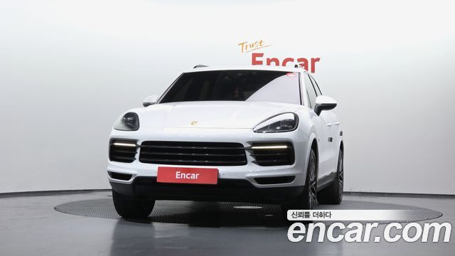 Porsche Cayenne 2019 — photo 3